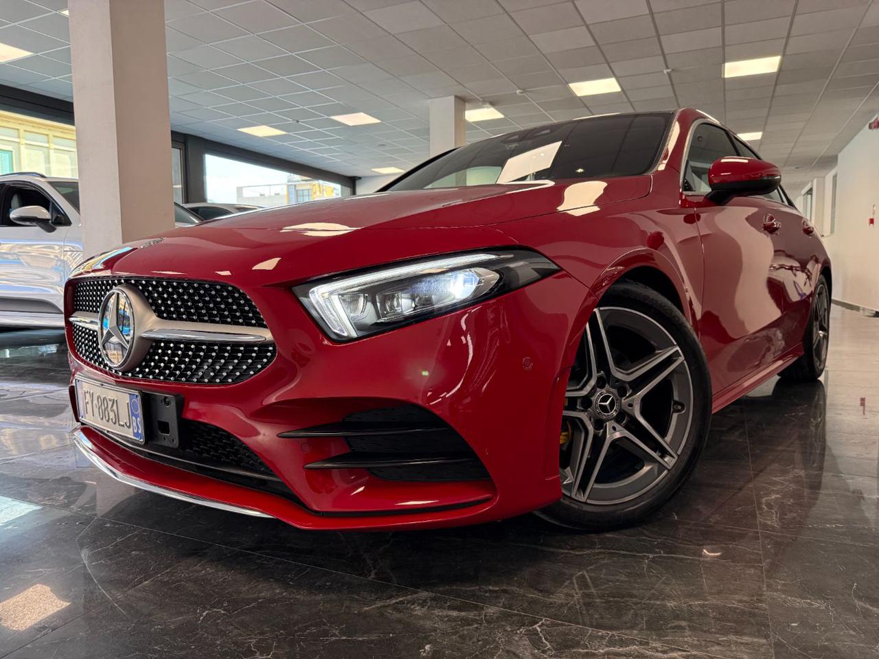 Mercedes-Benz A 200 Sedan Automatic Premium / TETTO / SED. RISC. / 2019