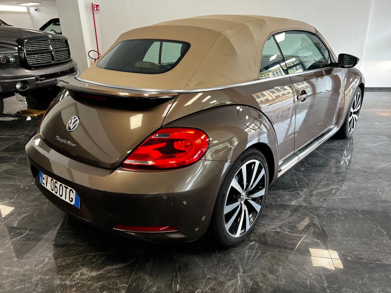 Volkswagen Maggiolino Cabrio 1.4 TSI Sport 2014