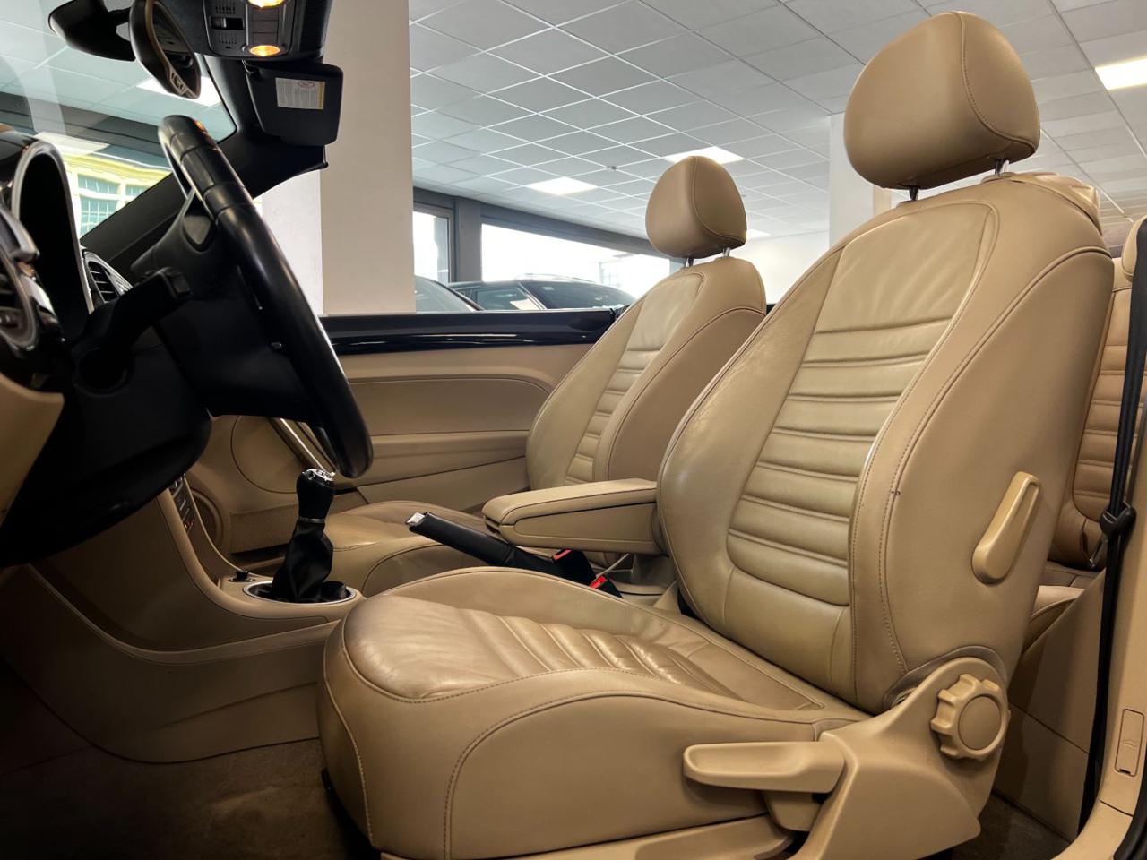 Volkswagen Maggiolino Cabrio 1.4 TSI Sport 2014 - foto 2