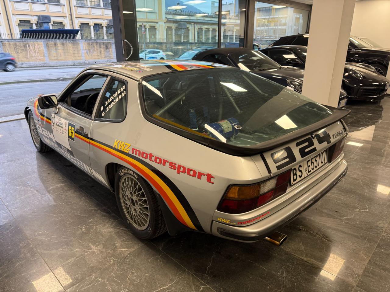 Porsche 944 Turbo cat / DA PISTA 1990 - foto 4
