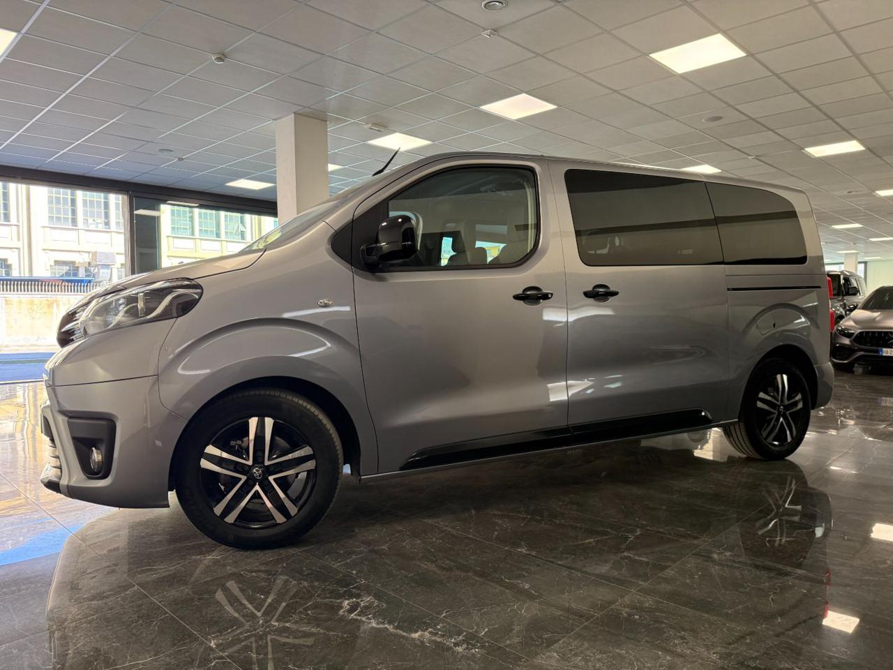 Toyota Proace Verso 2.0D 180 CV D Luxury-SEDILI RISCALDATI-UNICO PROP. 2021 - foto 3