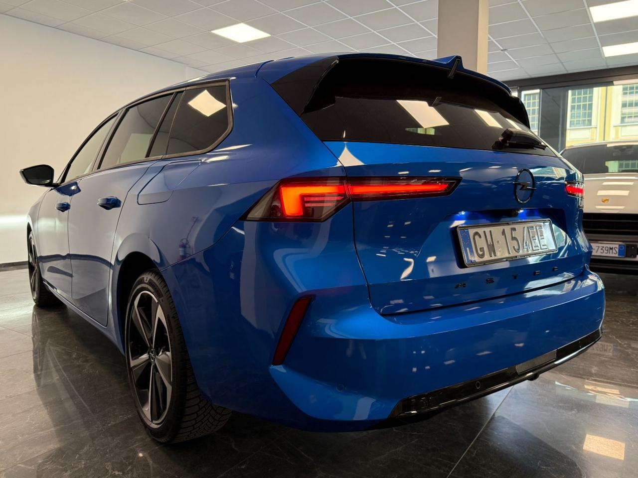 Opel Astra 1.6 Plug-in Hybrid Sports GS - IVA ESPOSTA 2024 - foto 4