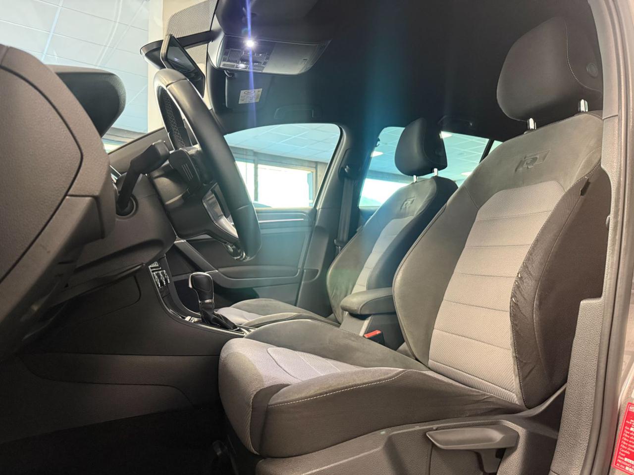 Volkswagen Golf 1.6 TDI DSG - R-LINE - UNICO PROPRIETARIO 2016 - foto 2