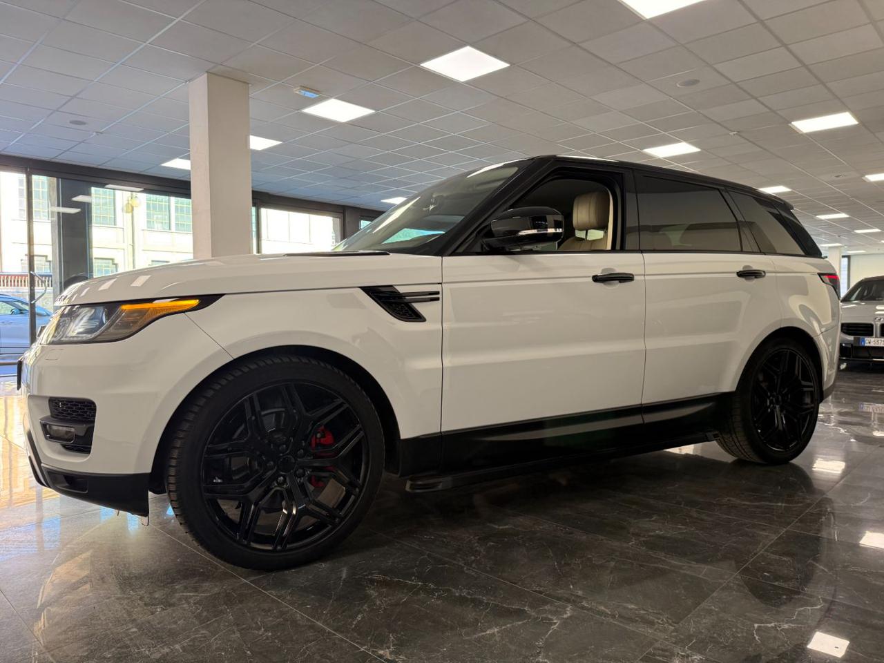 Land Rover Range Rover Sport 3.0 TDV6 HSE 2016 - foto 3