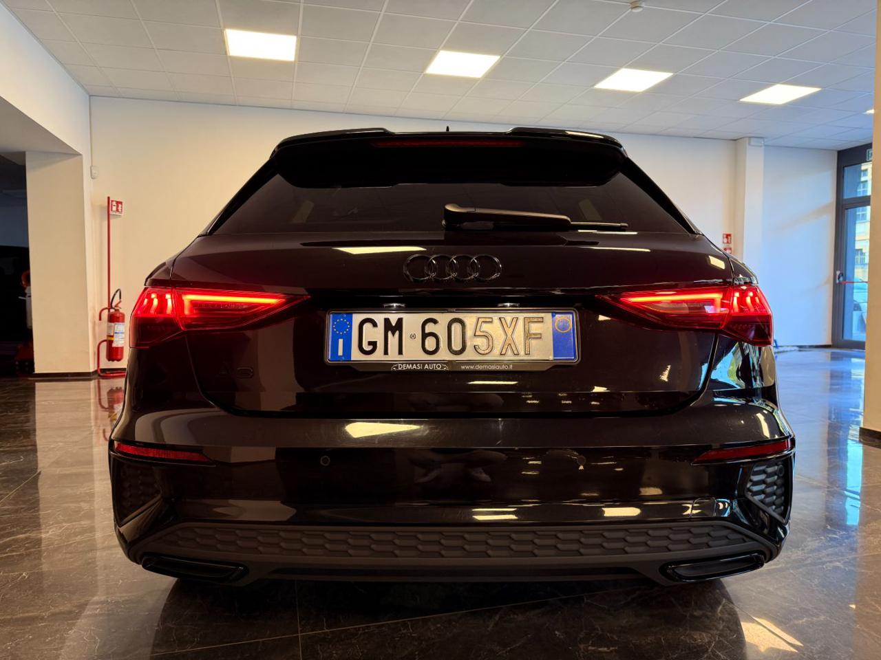 Audi A3 SPB 30 TDI S-tronic Doppio S-line 2023 - foto 5