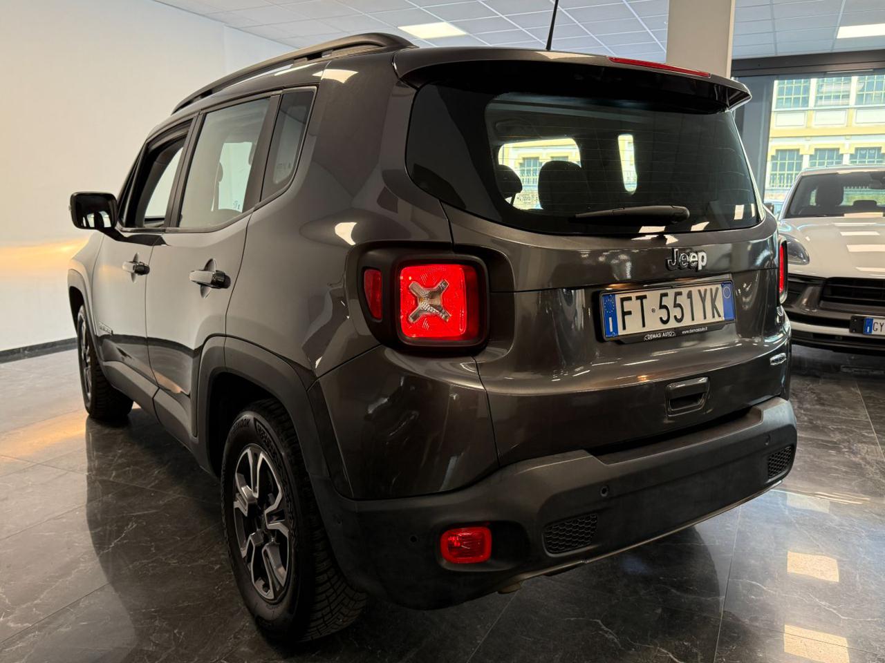 Jeep Renegade 1.6 Mjt 120 CV Longitude 2019 - foto 4