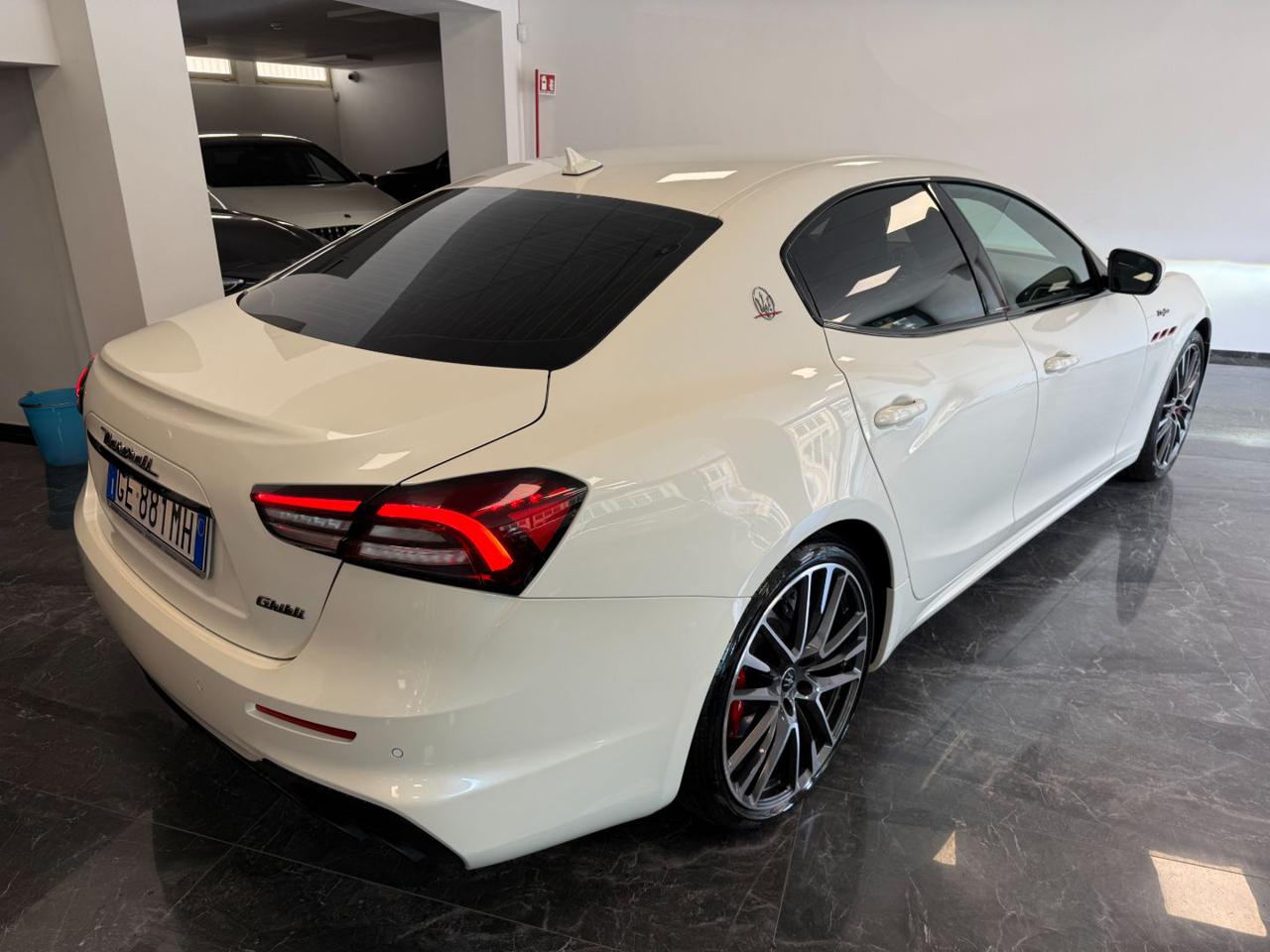 Maserati Ghibli V8 580 CV Trofeo Kit Carbonio Interior & Exterior 2021 - foto 5