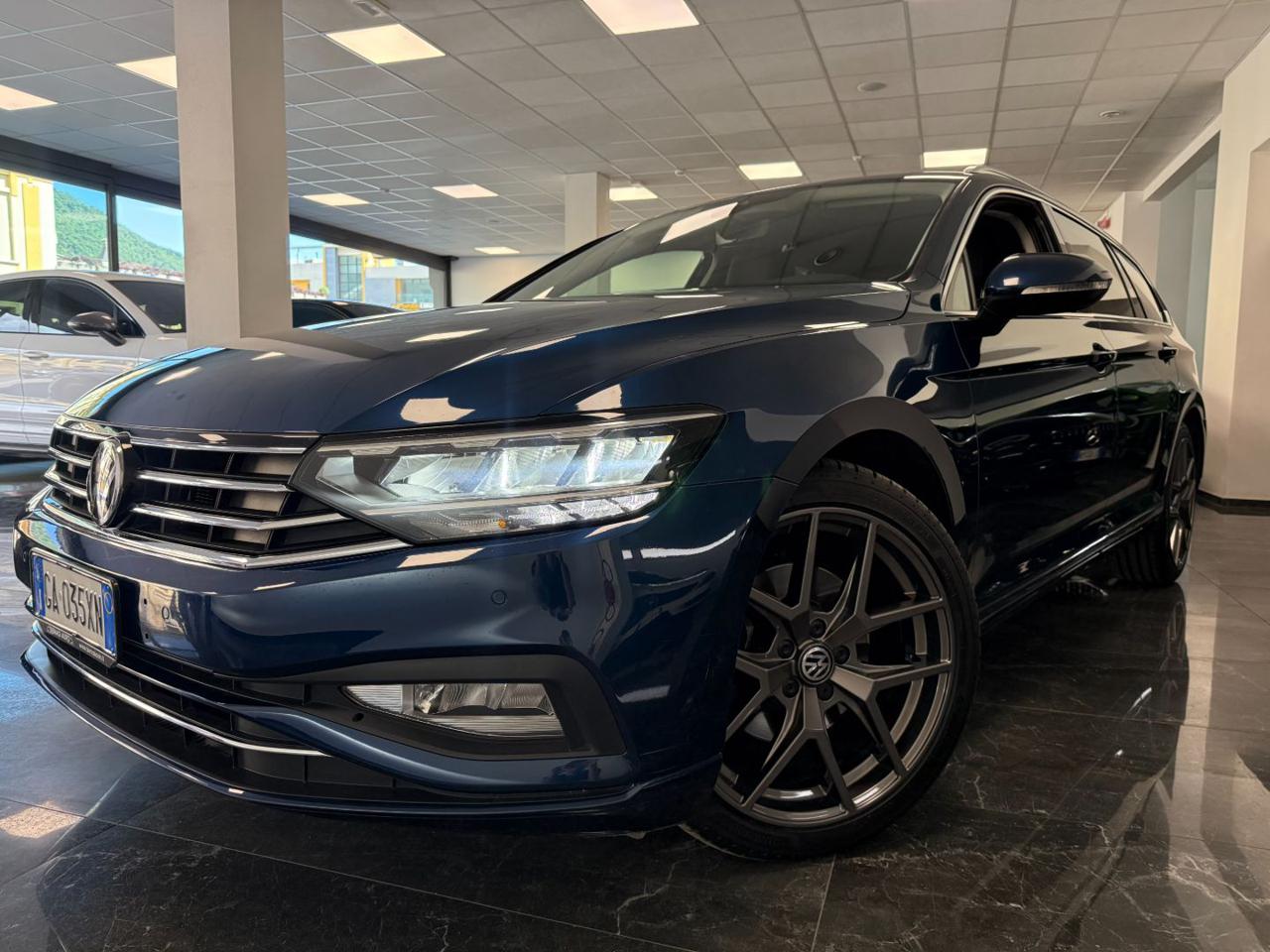 Volkswagen Passat Variant 1.6 TDI SCR DSG Business BMT 2020 - foto 1