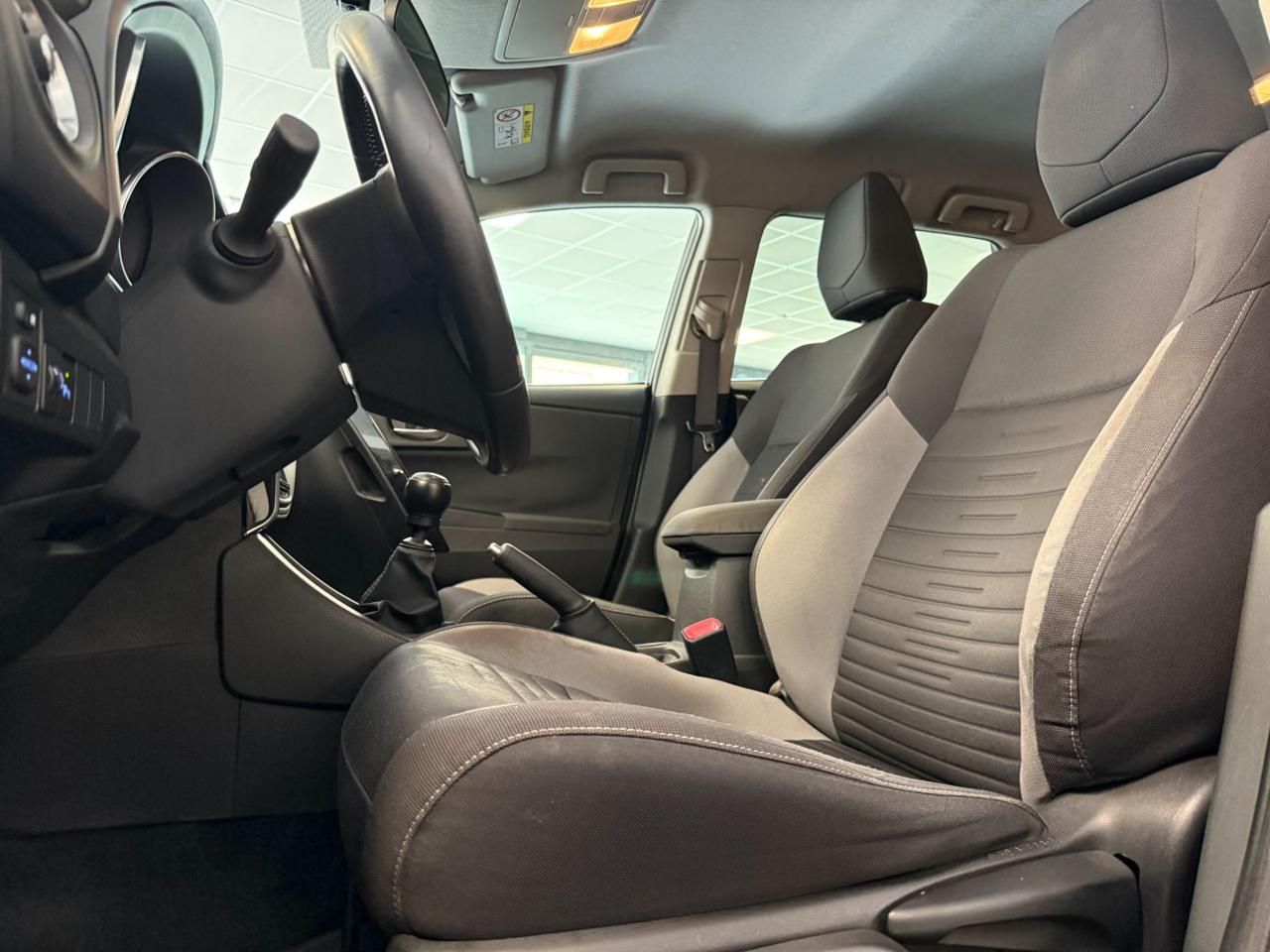 Toyota Auris Touring Sports 1.6 d-4d Lounge 2015 - foto 2