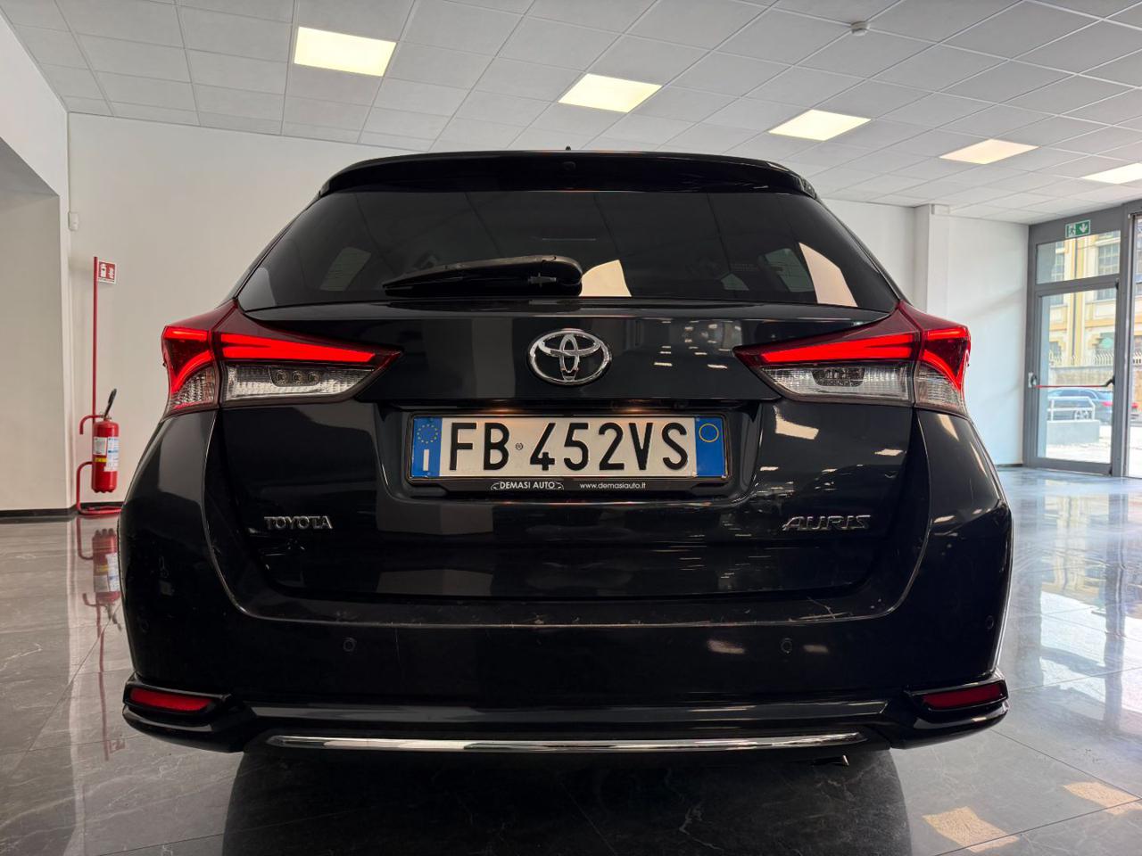 Toyota Auris Touring Sports 1.6 d-4d Lounge 2015 - foto 5