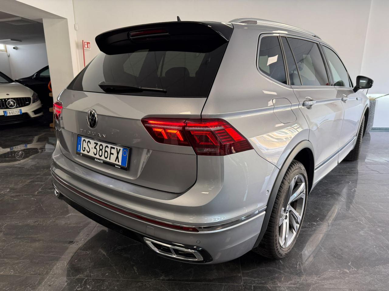 Volkswagen Tiguan Allspace 1.5 TSI 150 CV DSG ACT R-Line 2023 - foto 5