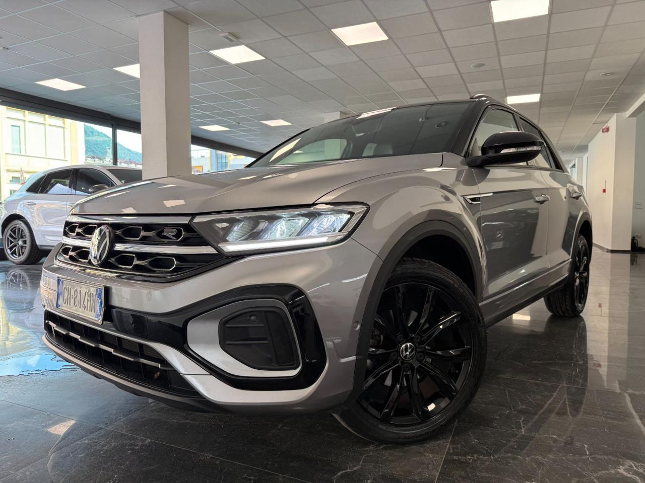 Volkswagen T-Roc 1.0 TSI R-Line 2023 - foto 1