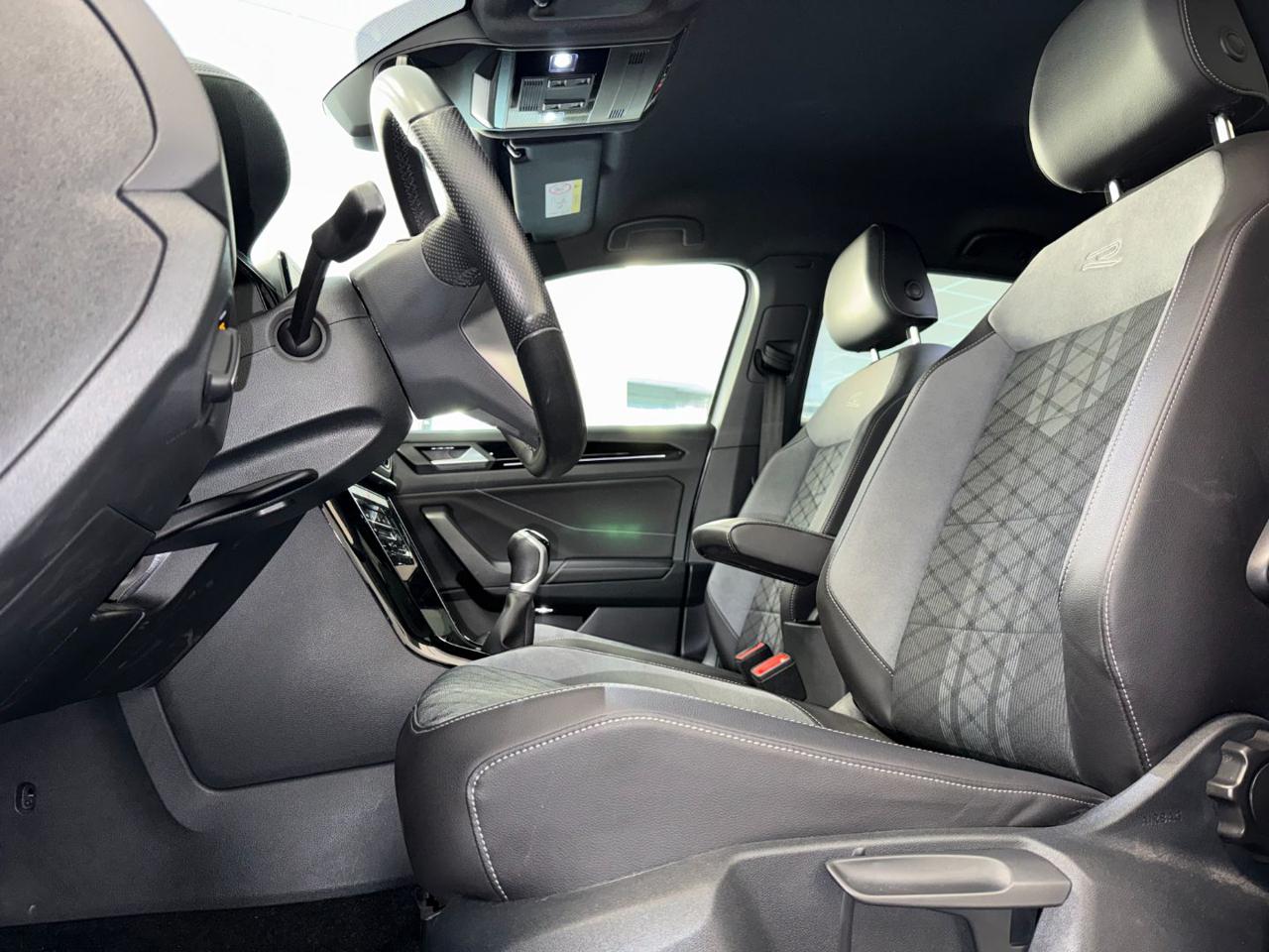 Volkswagen T-Roc 1.0 TSI R-Line 2023 - foto 2