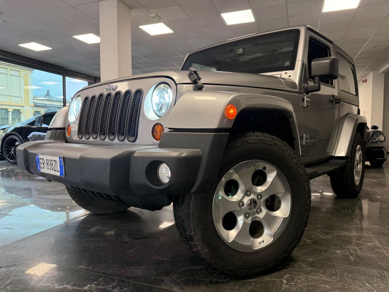 Jeep Wrangler 2.8 CRD DPF Sahara - MANUALE 2013 - foto 1