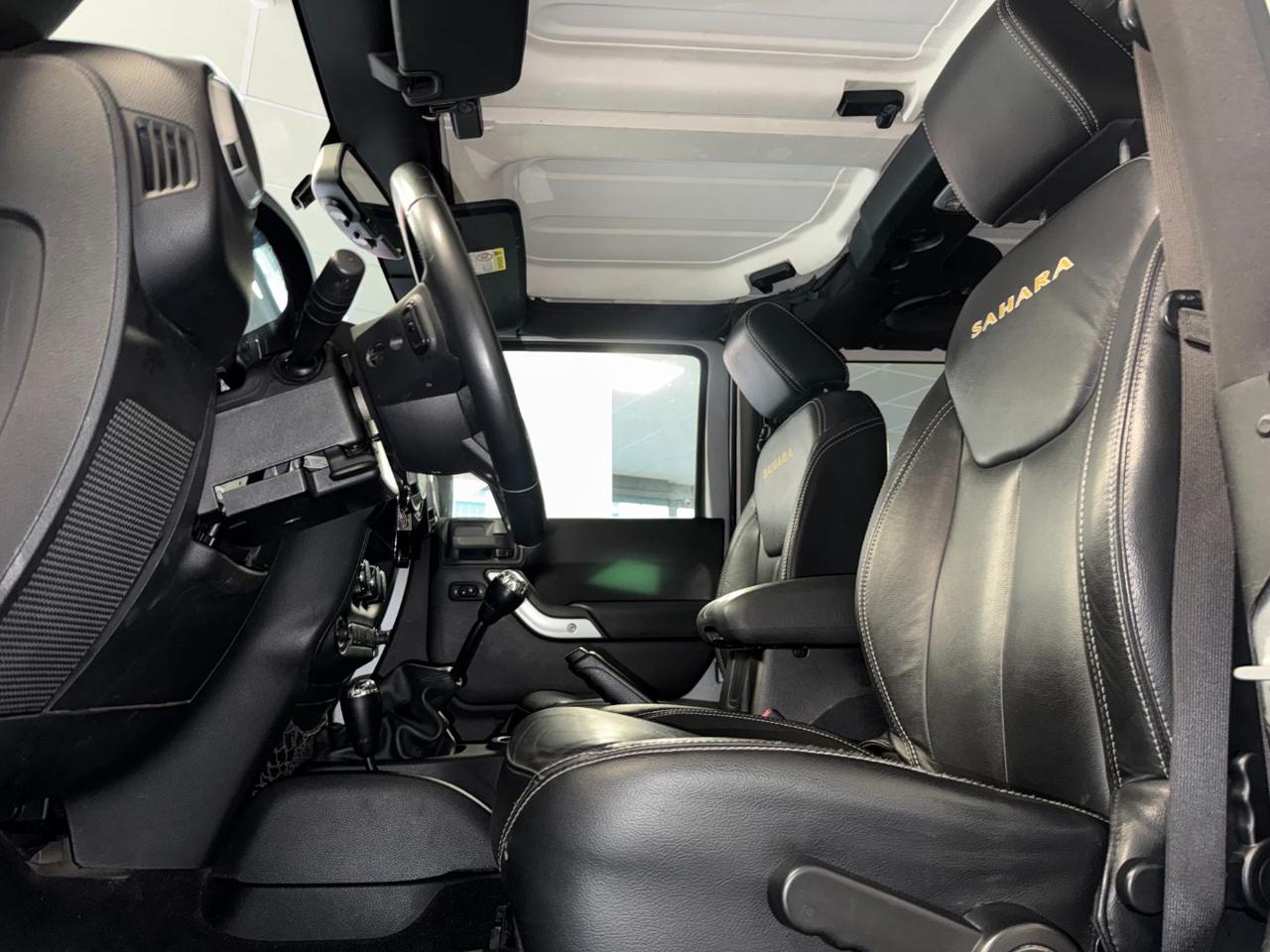 Jeep Wrangler 2.8 CRD DPF Sahara - MANUALE 2013 - foto 2