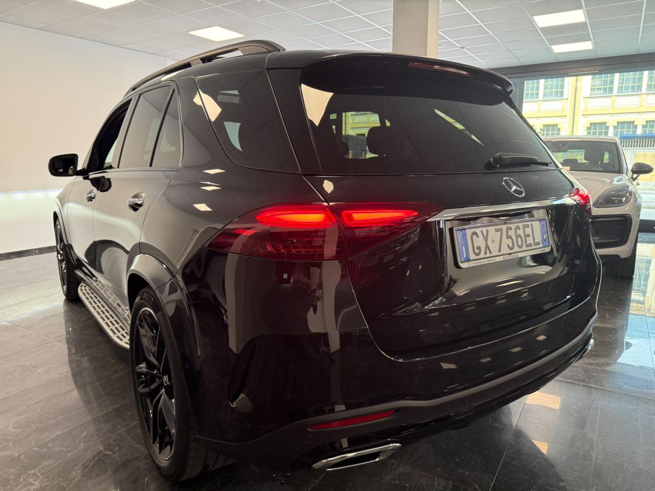 Mercedes-Benz GLE 300 d 4Matic Mild Hybrid AMG Line Premium Plus 2024 - foto 3