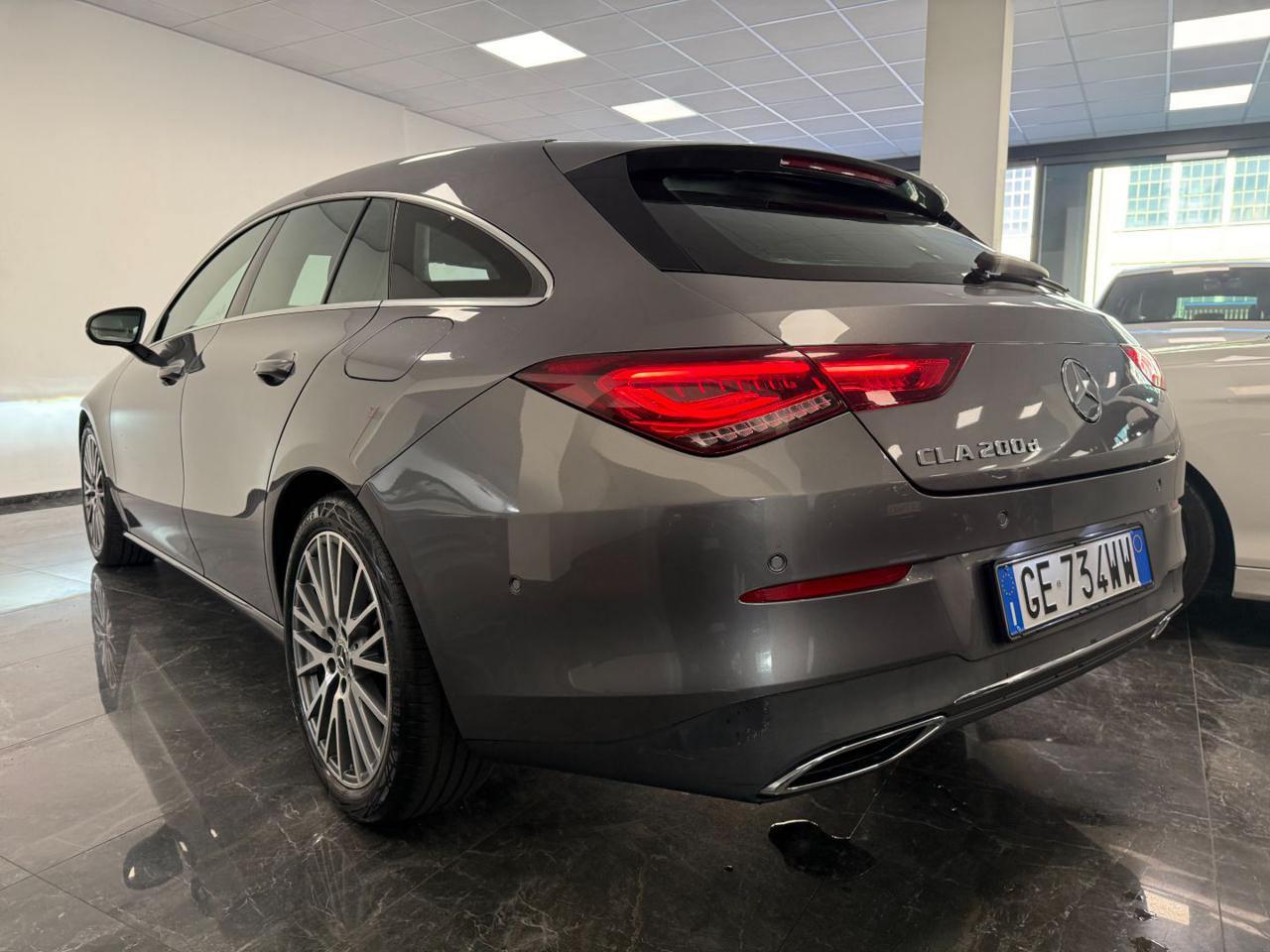 Mercedes-Benz CLA 200 d Automatic 4Matic Shooting Brake Executive 2021 - foto 4