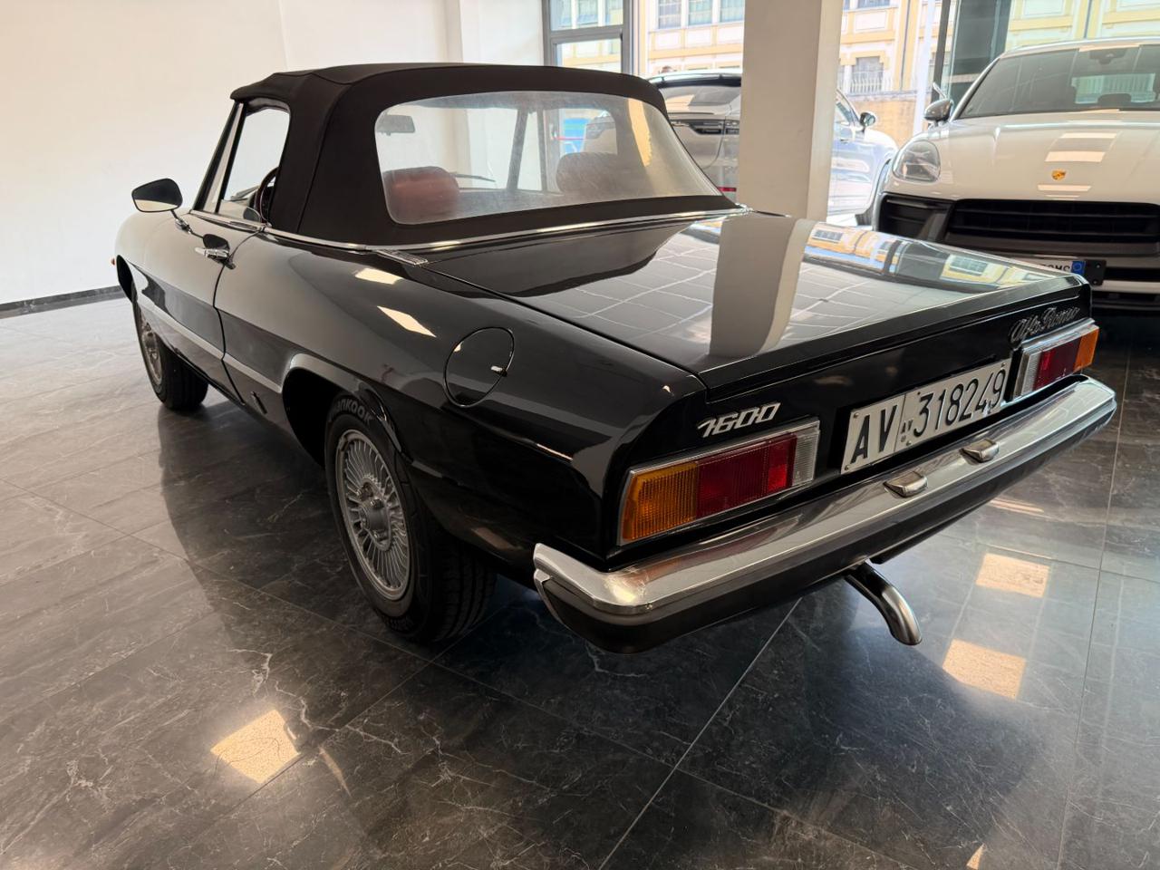 Alfa Romeo Spider 1.6 Junior 1976 - foto 4