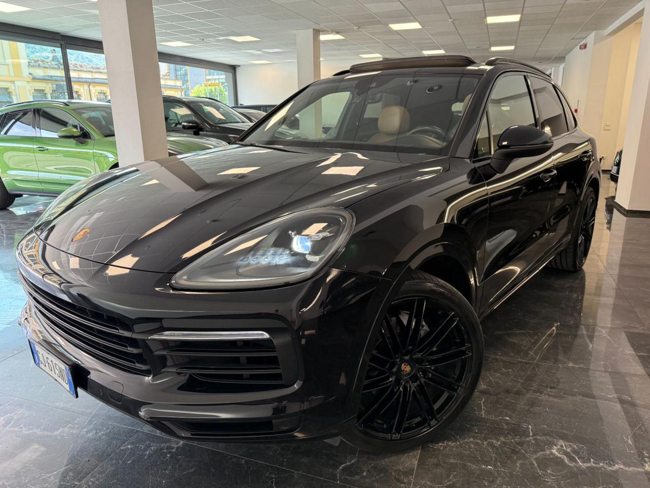 Porsche Cayenne 3.0 V6 - TETTO - CERCHIO 22'' 2019 - foto 2