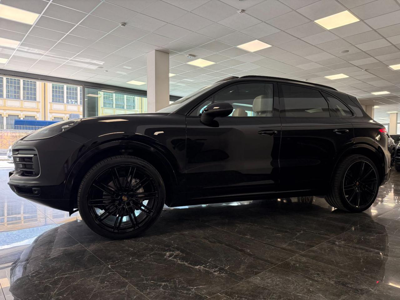 Porsche Cayenne 3.0 V6 - TETTO - CERCHIO 22'' 2019 - foto 4