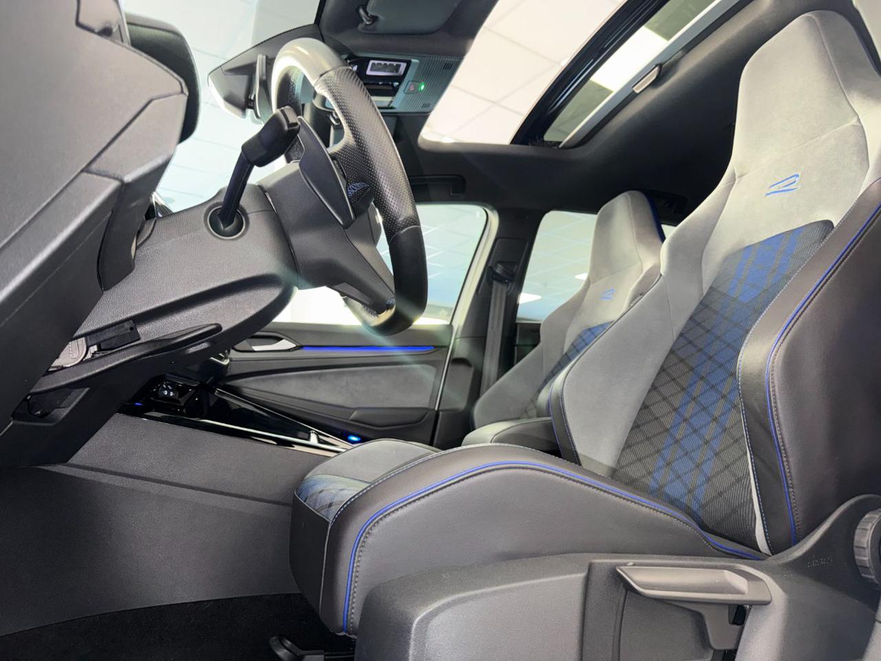 Volkswagen Golf R 2.0 TSI DSG 4Motion R - TETTO - SED. RISC. 2024 - foto 3