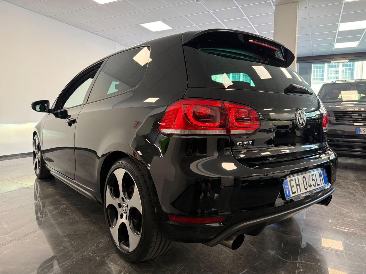 Volkswagen Golf 2.0 TSI DSG 3p. GTI 2011 - foto 5