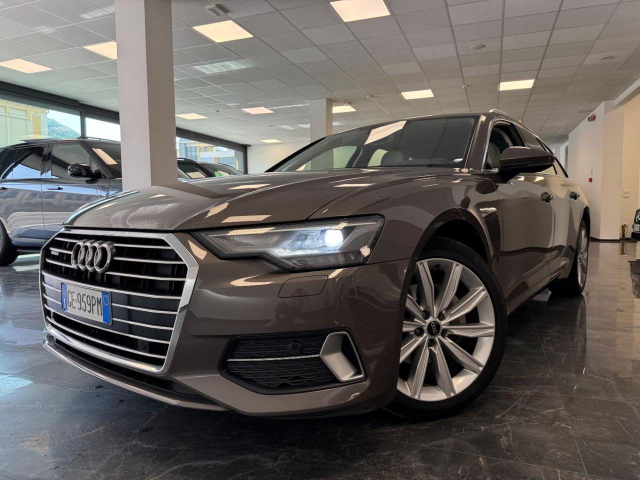 Audi A6 Avant 40 2.0 TDI quattro ultra S tronic Business 2021