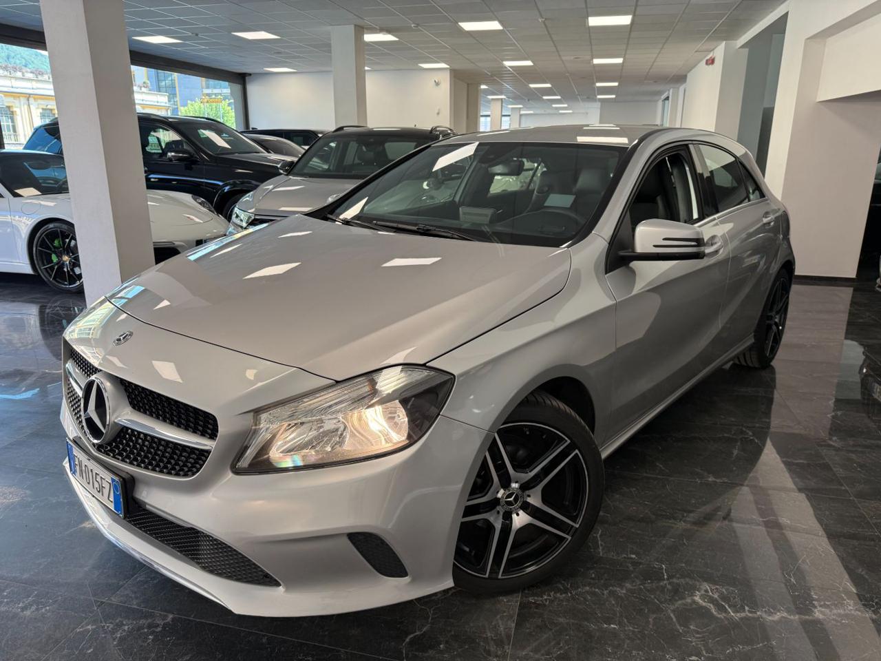 Mercedes-Benz A 160 d Automatic Premium 2018 - foto 2