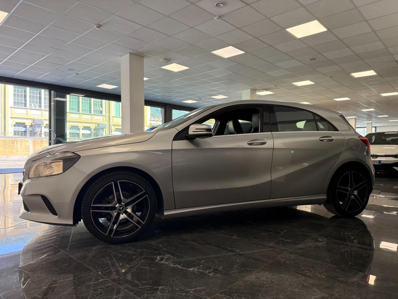 Mercedes-Benz A 160 d Automatic Premium 2018 - foto 4