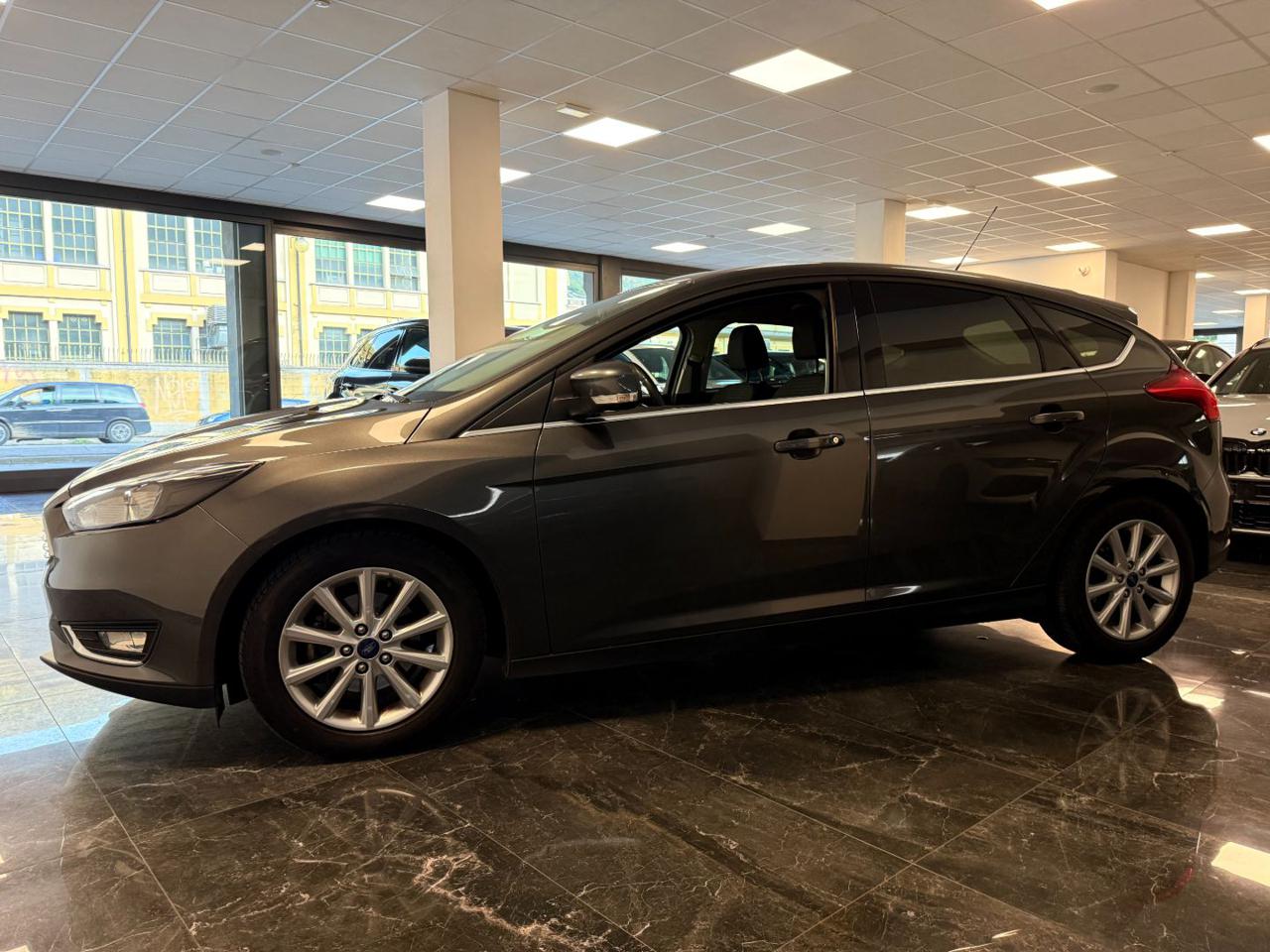 Ford Focus 1.0 EcoBoost 125 CV Start&Stop Titanium X 2016 - foto 4