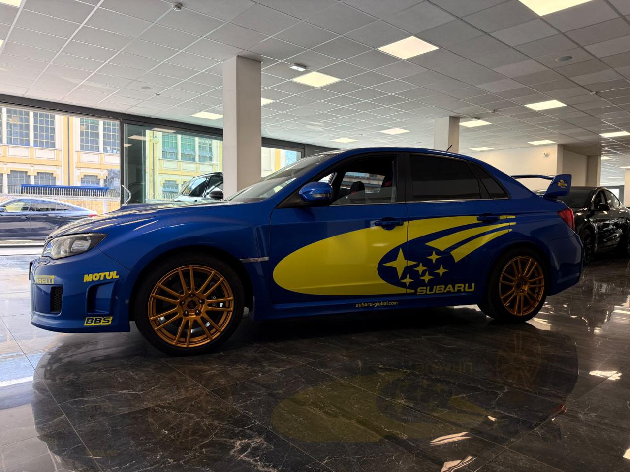 Subaru Impreza 2.5 WRX STi 2010 - foto 4