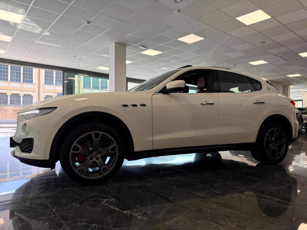 Maserati Levante V6 Diesel 275 CV AWD - VISTA E PIACIUTA 2017 - foto 4