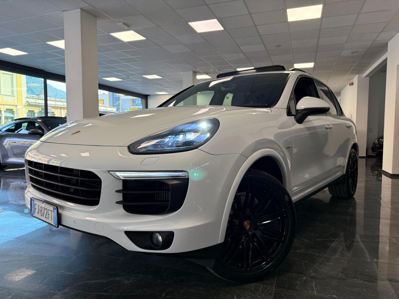 Porsche Cayenne 3.0 Diesel Platinum Edition - FULL OPTIONAL 2017 - foto 1