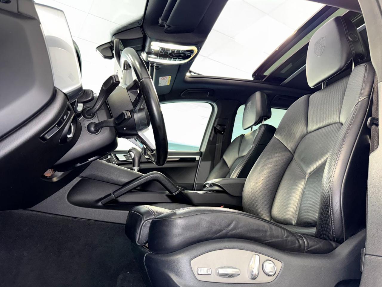 Porsche Cayenne 3.0 Diesel Platinum Edition - FULL OPTIONAL 2017 - foto 3
