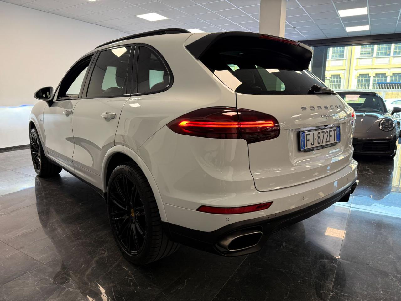Porsche Cayenne 3.0 Diesel Platinum Edition - FULL OPTIONAL 2017 - foto 5
