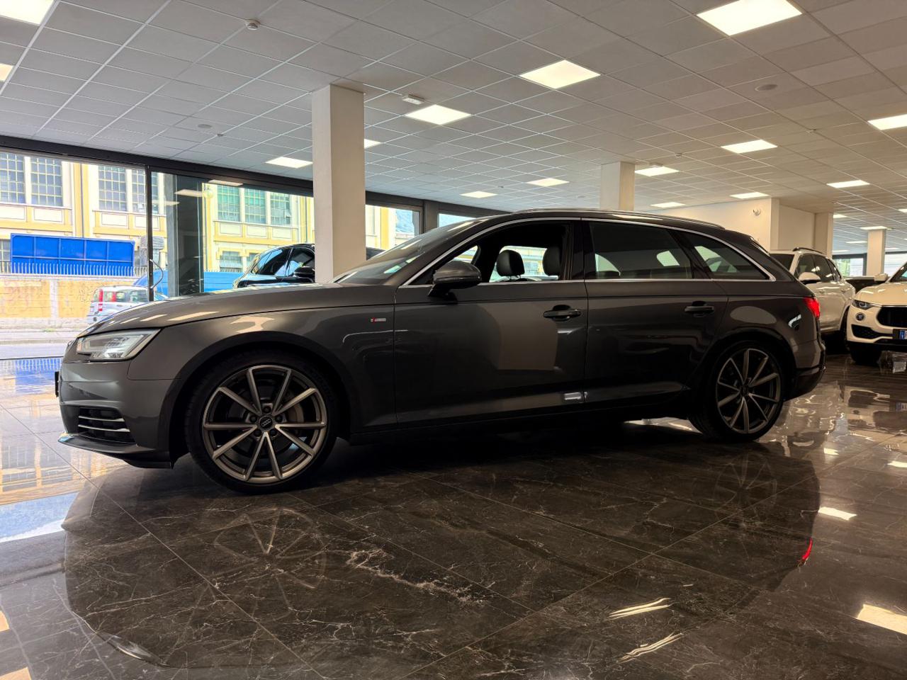 Audi A4 Avant 3.0 TDI quattro S tronic - Doppio S Line 2016 - foto 4