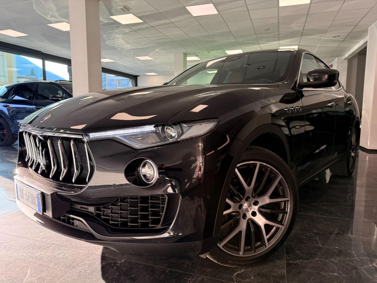 Maserati Levante Granlusso V6 Diesel AWD 2017 - foto 1