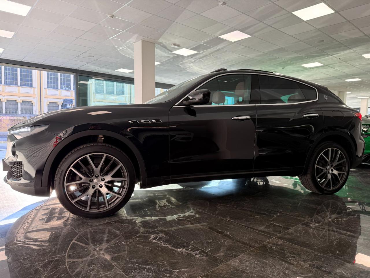 Maserati Levante Granlusso V6 Diesel AWD 2017 - foto 5