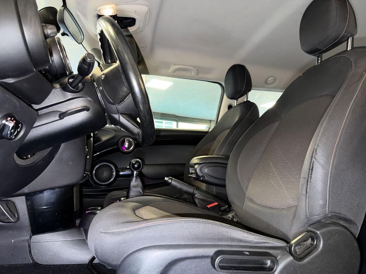 Mini Cooper 1.5 Cooper Hype 2017 - foto 4