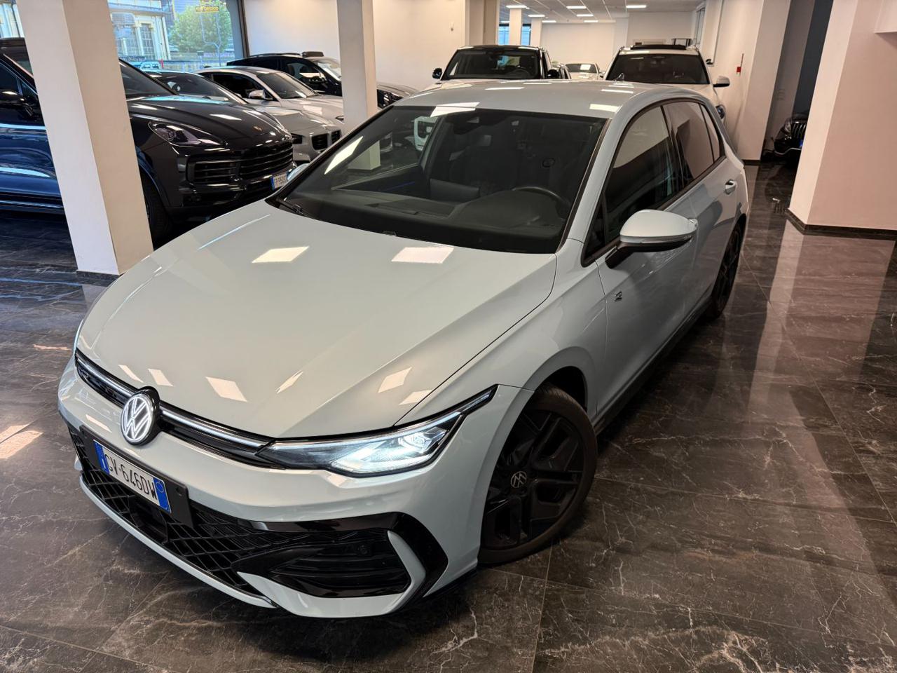 Volkswagen Golf 2.0 TDI 150 CV DSG SCR R-Line 2024 - foto 2