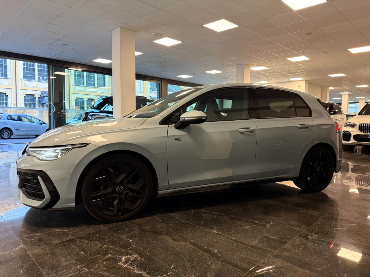 Volkswagen Golf 2.0 TDI 150 CV DSG SCR R-Line 2024 - foto 4